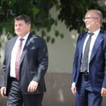 12.07.2024. Kielce. Wizyta ambasadora Królestwa Norwegii. Na zdjęciu: JE Øystein Bø - ambasador Królestwa Norwegii w Polsce i Bartłomiej Zapała - wiceprezydent Kielc / Fot. Wiktor Taszłow - Radio Kielce