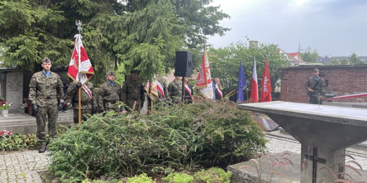 28.07.2024. Sandomierz. Mogiła Pielaszowiaków. 80. rocznica akcji „Burza” i bitwy pod Pielaszowem / Fot. Grażyna Szlęzak - Radio Kielce