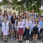05.07.2024. Dzieci z Ukrainy zwiedzają Sandomierz w ramach kolonii zorganizowanej przez Caritas Diecezji Sandomierskiej / Fot. Grażyna Szlęzak - Radio Kielce
