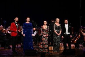 07.07.2024. Busko-Zdrój. Buskie Samorządowe Centrum Kultury. 30. Międzynarodowy Festiwal Muzyczny im. Krystyny Jamroz w Busku-Zdroju. Gala operowo-operetkowa / Fot. BSCK