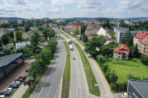 08.07.2024. Kielce. Aleja Solidarności od alei Tysiąclecia Państwa Polskiego do skrzyżowania z ulicą Niską / Fot. Jarosław Kubalski - Radio Kielce