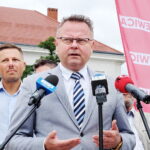 Lider Nowej Lewicy broni szybkiej kolei w Świętokrzyskiem i zapowiada ukaranie władz Prawa i Sprawiedliwości