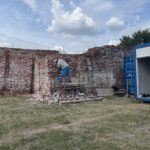 25.07.2024. Sandomierz. Prace rewitalizacyjne przy murze obronnym / Fot. Grażyna Szlęzak - Radio Kielce