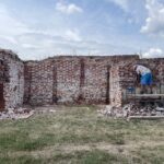 Rozpoczęły się prace rewitalizacyjne muru obronnego Sandomierza