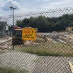 24.07.2024. Sandomierz. Budowa boiska wielofunkcyjnego przy Szkole Podstawowej nr 1 w Sandomierzu / Fot. Grażyna Szlęzak - Radio Kielce