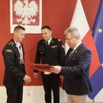 03.07.2024. Kielce. Wojewoda Józef Bryk pogratulował laureatom 40. Mistrzostw Polski w Sporcie Pożarniczym / Fot. Jarosław Kubalski - Radio Kielce