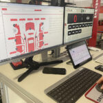 Nowoczesna technologia wspierana przez sztuczną inteligencję sprawia, że czas oględzin auta uszkodzonego przez grad jest znacząco krótszy, bo trwa zaledwie 15-20 sekund. Takie rozwiązanie jest także znacznie dokładniejsze i wiarygodniejsze / Fot. Robert Felczak – Radio Kielce