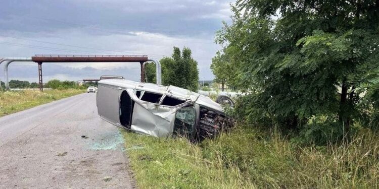 Wypadek we Włoszczowie. Kierowca trafił do szpitala