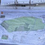 11.07.2024 Kielce. Protest w sprawie zatrzymania budowy masztów telefonii komórkowej na kieleckiej Podkarczówce. / Fot. Aleksandra Kwaśniewska - Radio Kielce