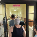 11.07.2024 Kielce. Protest w sprawie zatrzymania budowy masztów telefonii komórkowej na kieleckiej Podkarczówce. / Fot. Aleksandra Kwaśniewska - Radio Kielce