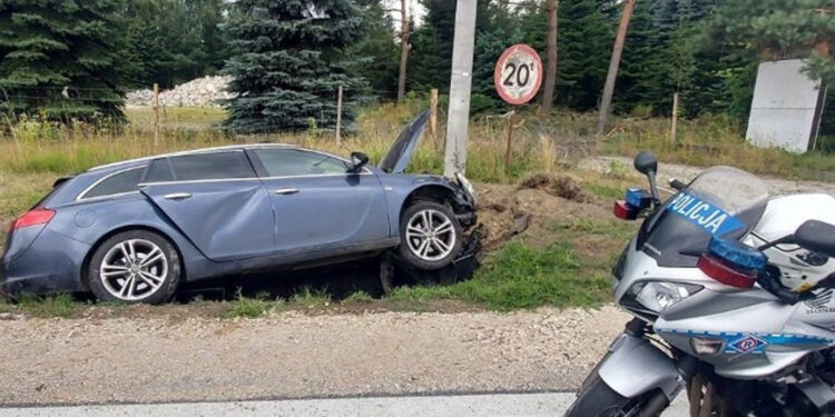 Tragiczny wypadek w powiecie. Nie żyje 37-letni mężczyzna