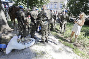 Kielce. Kadrówka wkroczyła do miasta - Radio Kielce