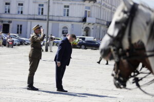 Pamięć o Ojczyźnie na szlaku „Kadrówki”. Uczestnicy wkroczyli do Kielc - Radio Kielce