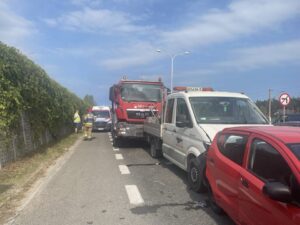 26.08.2024. Kielce. Wypadek przy ulicy Krakowskiej. / Fot. Dionizy Krawczyński - Radio Kielce