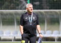 07.08.2024. Kielce. Trening Korony Kielce. Na zdjęciu: Jacek Zieliński - trener Korony Kielce / Fot. Wiktor Taszłow - Radio Kielce