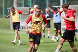 07.08.2024. Kielce. Trening Korony Kielce / Fot. Wiktor Taszłow - Radio Kielce