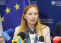 Katarzyna Pełczyńska-Nałęcz: obiecaliśmy Polakom, że będziemy im mówić prawdę - Radio Kielce 08.08.2024. Kielce. Konferencja prasowa na temat wykorzystania przez jednostki samorządu terytorialnego funduszy z KPO. Na zdjęciu: minister Katarzyna Pełczyńska-Nałęcz - minister Funduszy i Polityk Regionalnej / Fot. Wiktor Taszłow - Radio Kielce