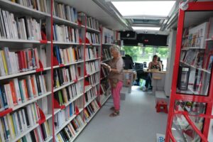 Bibliobus z Neuchatel w Szwajcarii / Fot. Dariusz Kowalczyk