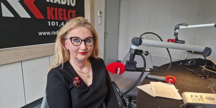 Katarzyna Sowa-Cichecka, dyrektor Okręgowej Stacji Chemiczno-Rolniczej w Kielcach / Fot. Marzena Smoręda - Radio Kielce