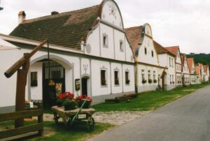 Czechy. Miasteczka, zamki, pałace. Holaśovice / Fot. Sławomir Skowron