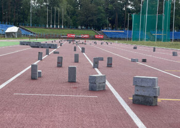 Na kieleckim stadionie lekkoatletycznym wciąż króluje kostka brukowa