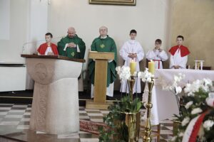 04.08.2024. Górno. Uroczystości upamiętniające 80. rocznicę pacyfikacji mieszkańców gminy Daleszyce, Górno i Bieliny / Fot. Jarosław Kubalski - Radio Kielce