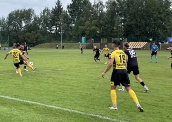 03.08.2024. Połaniec. Betclic 3. liga: mecz Czarni - Siarka Tarnobrzeg / Fot. Kamil Król - Radio Kielce