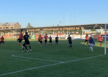 10.08.2024. Ostrowiec Świętokrzyski. Betclic 3. Liga. KSZO Ostrowiec - Czarni Połaniec / Fot. Kamil Król - Radio Kielce