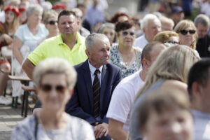 Chmielnik folklorem stoi. Wystąpili najlepsi artyści ludowi - Radio Kielce