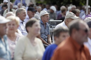 Chmielnik folklorem stoi. Wystąpili najlepsi artyści ludowi - Radio Kielce