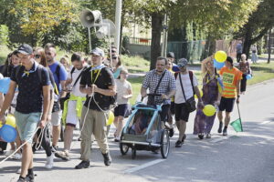 Kielce. Pielgrzymka wchodzi do miasta - Radio Kielce