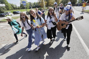 Kielce. Pielgrzymka wchodzi do miasta - Radio Kielce