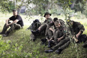 Idą, by kultywować pamięć o Strzelcach Piłsudskiego - Radio Kielce