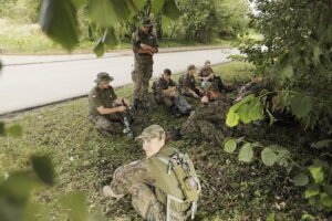 Idą, by kultywować pamięć o Strzelcach Piłsudskiego - Radio Kielce