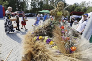 25.08.2024. Łopuszno. Dożynki powiatu kieleckiego. / Fot. Jarosław Kubalski - Radio Kielce