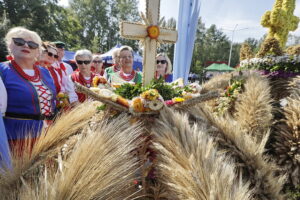 25.08.2024. Łopuszno. Dożynki powiatu kieleckiego. / Fot. Jarosław Kubalski - Radio Kielce