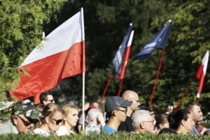 Mieszkańcy regionu uczcili pamięć powstańców warszawskich - Radio Kielce