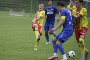 Kielce. Mecz Korona II Kielce - Wisła II Kraków - Radio Kielce