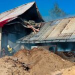 Pożar zakładu stolarskiego. 10 zastępów straży w akcji