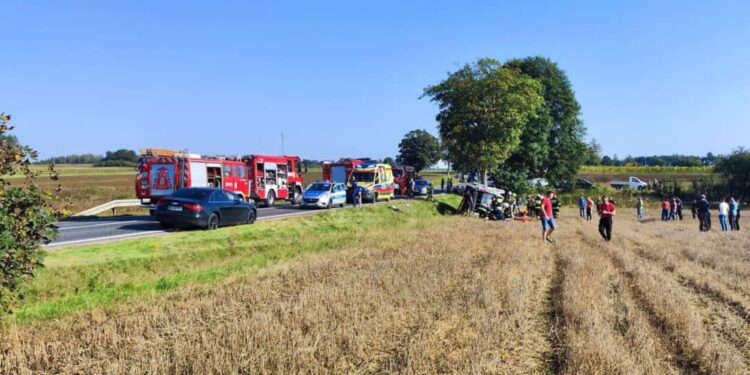 Kilkanaście osób poszkodowanych w wypadku w Lechowie