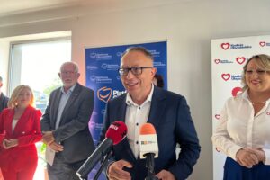 20.09.2024. Ostrowiec Świętokrzyski. Nowa siedziba Platformy Obywatelskiej przy ul. Kilińskiego 30 / Fot. Patryk Wójcik - Radio Kielce