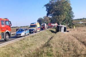 21.09.2024. Wypadek na drodze krajowej nr 74 w okolicy Lechowa / Fot. Policja