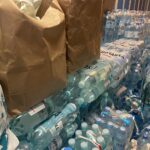 20.09.2024. Sandomierzanie przygotowują transport z darami dla powodzian z południowo-zachodniej Polski / Fot. Grażyna Szlęzak - Radio Kielce