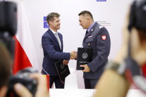 04.09.2024. Kielce. Targi Kielce. Targi MSPO. Podpisanie umów dotyczących dostaw sprzętu i rozwoju potencjału zbrojeniowego Polski / Fot. Wiktor Taszłow - Radio Kielce