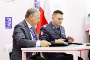 04.09.2024. Kielce. Targi Kielce. Targi MSPO. Podpisanie umów dotyczących dostaw sprzętu i rozwoju potencjału zbrojeniowego Polski / Fot. Wiktor Taszłow - Radio Kielce