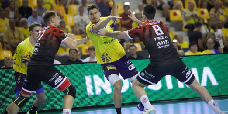 04.09.2024. Kielce. Mecz ORLEN Superligi Industria Kielce - Arged Rebud KPR OSTROVIA Ostrów Wielkopolski / Fot. Wiktor Taszłow - Radio Kielce