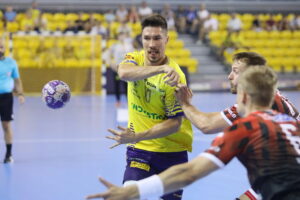 04.09.2024. Kielce. Mecz ORLEN Superligi Industria Kielce - Arged Rebud KPR OSTROVIA Ostrów Wielkopolski. Na zdjęciu: Alex Dujszebajew / Fot. Wiktor Taszłow - Radio Kielce