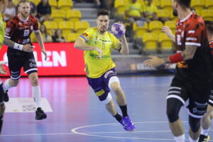 04.09.2024. Kielce. Mecz ORLEN Superligi Industria Kielce - Arged Rebud KPR OSTROVIA Ostrów Wielkopolski. Na zdjęciu: Alex Dujszebajew / Fot. Wiktor Taszłow - Radio Kielce