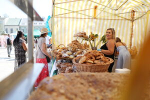 07.09.2024. Kielce. IV Bazar Rzemieślniczy / Fot. Wiktor Taszłow - Radio Kielce