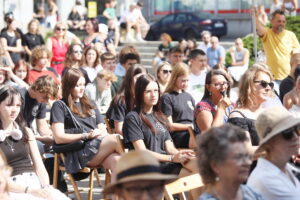 08.09.2024. Kielce. Narodowe Czytanie na Placu Artystów / Fot. Wiktor Taszłow - Radio Kielce